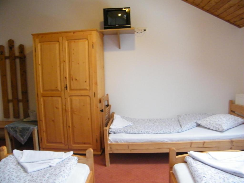 Balu Pension Topliţa Habitación foto
